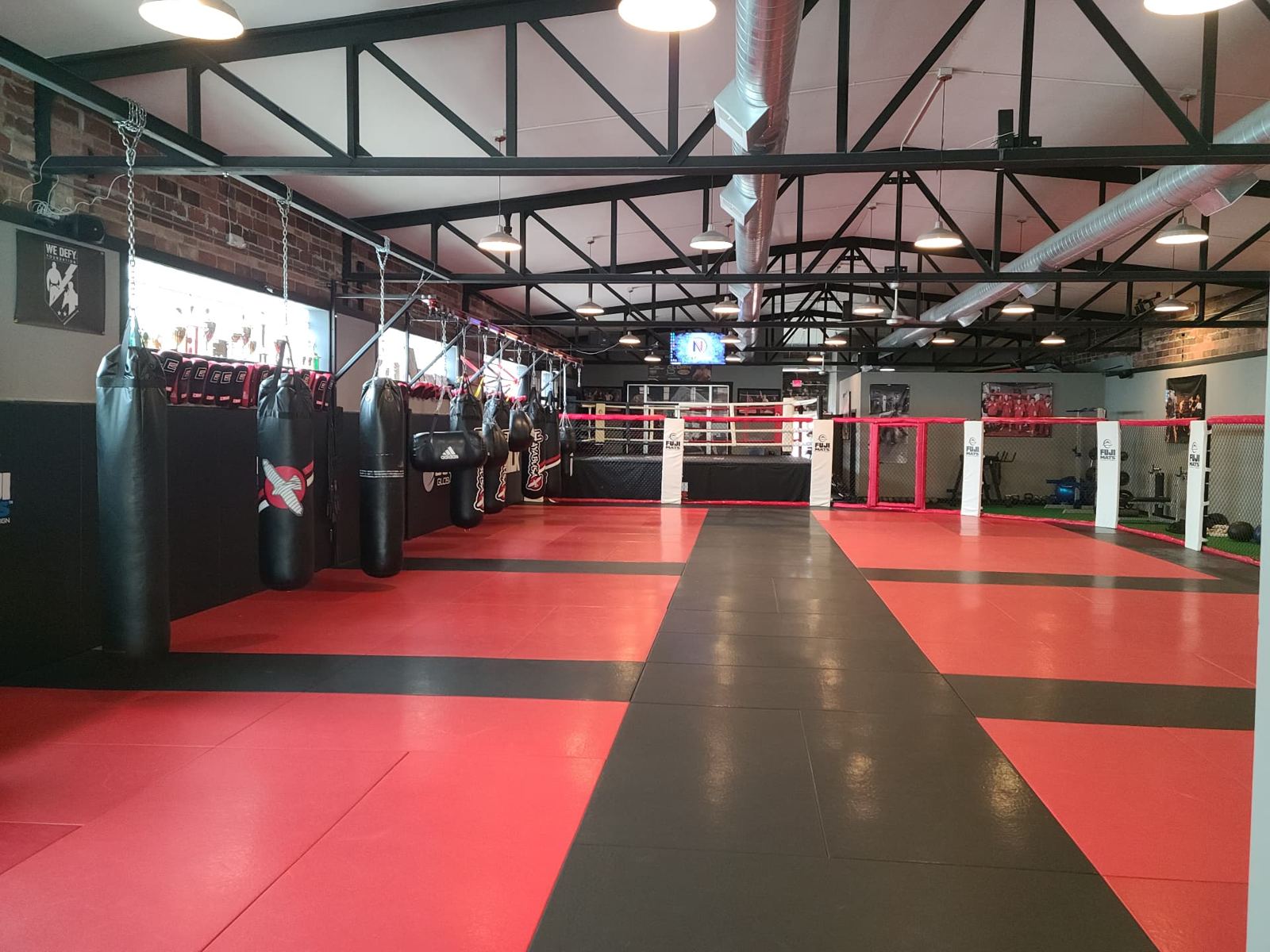 3000+ SQ FT OF MAT SPACE